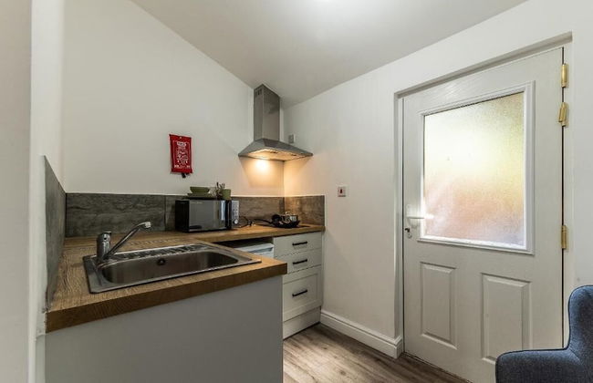 Stay Sleep Rest- Derby Road - Photo 22