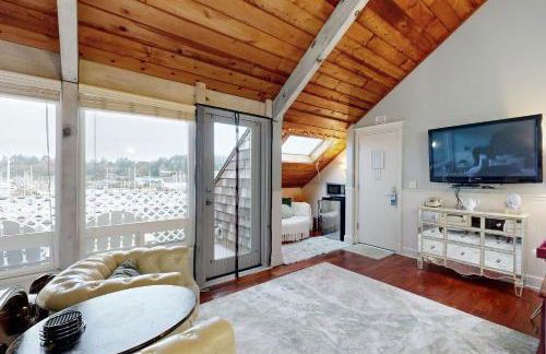 Beautiful Briny Retreat - Photo 14