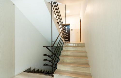 Trani with view - roomy apartment with balconies - Foto 29