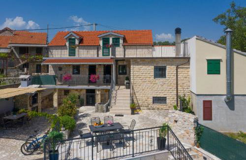 Holiday home Stipanovi Dvori with jacuzzi and pool - Foto 19