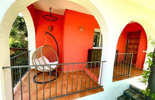 Casa familiar con piscina cerca del mar y montaña - Foto 28