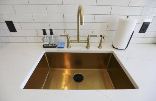 Chic Queen Apartment At The Victorian Unit A - Foto 6