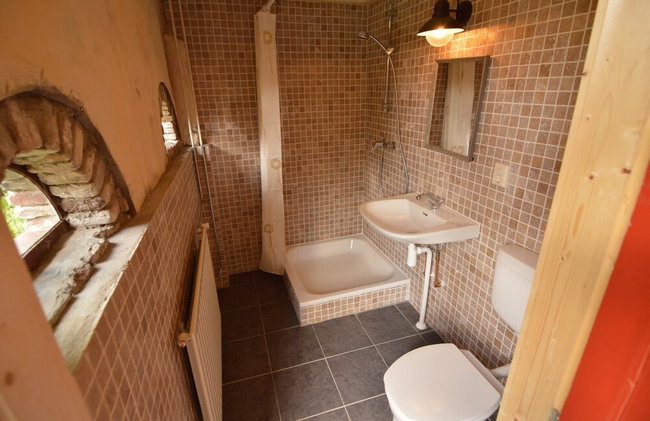 Gypsy Caravan in Weideblick With Farm Animals - Foto 9