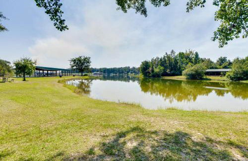 Lake Eufaula Access Cozy Wood Cabin with Yard! - Foto 34