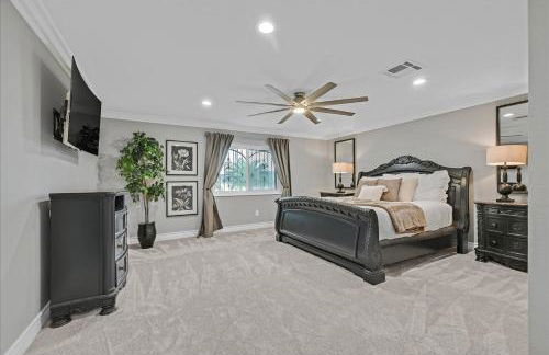 Luxury 5BR Retreat Pool Hot Tub Gym 7000sqf - Foto 21