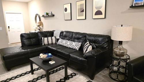 Relaxing Modern 3 BR Home - Queen Bd - North JAX - Foto 2