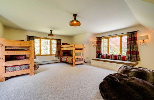 Winhall Home with Deck and Views, 6 Mi to Ski Slopes! - Foto 24