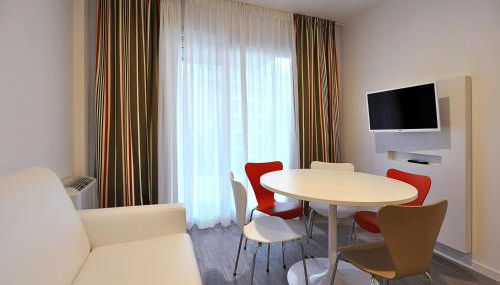 BB Hotels Aparthotel Arcimboldi - Foto 2