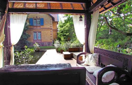 Herrschaftliches Apartment in historischer Villa - Foto 3