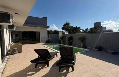 Casa ampla com piscina espaçosa para temporada em Itapoá SC - Photo 9