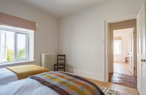 East Cottage by Bloom Stays - Photo 27