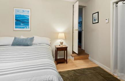 Cozy Colchester Cabin near Lake by RedAwning - Foto 32