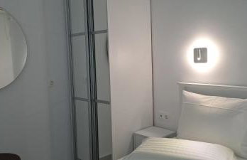 Dinas Inn - Photo 62