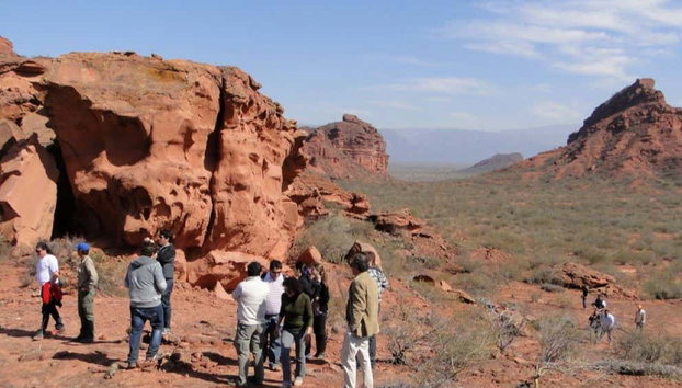 Trekking por Los Colorados o la Quebrada de los Cóndores - Foto 4, Llegando a uno de los puntos altos