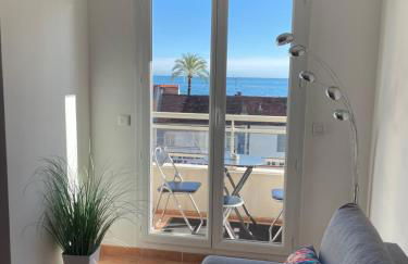 Comfy 2 min to Beach - AC - Photo 31