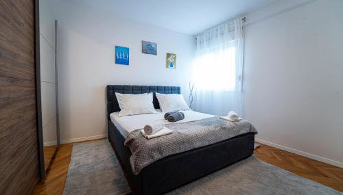 Diocles Place - Photo 3