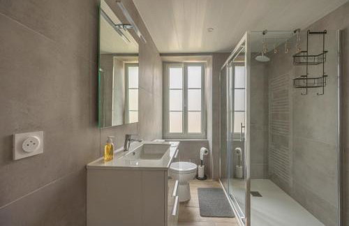 Les Colibris little house in the city-center - Foto 5