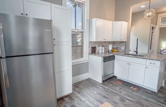 Restored Historic 2br/1.5ba House Near Downtown - Foto 17