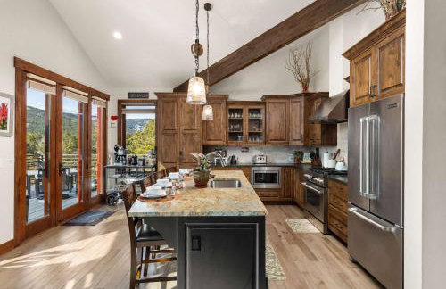 Ridge View Retreat - Panoramic Views and Hot Tub - Foto 18