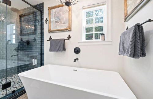 Smiling Otter Retreat! Waterfront/pool/spa/games! - Foto 62