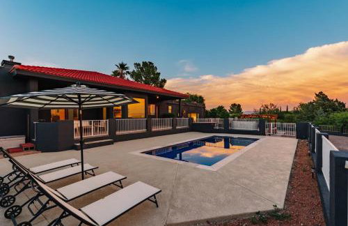 Luxury 5BR Cottonwood Retreat with Pool and Panoramic Views - Foto 7