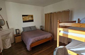 Appartement F2 Orléans 42m2, parking, 4 couchages et lit bébé - Foto 7