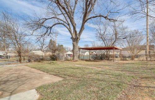 1 Mi to Campus Modern Tulsa Home with Private Yard - Foto 5