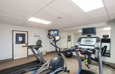 The Vistas 119 Modern studio with full kitchen 1st floor great location - Foto 7