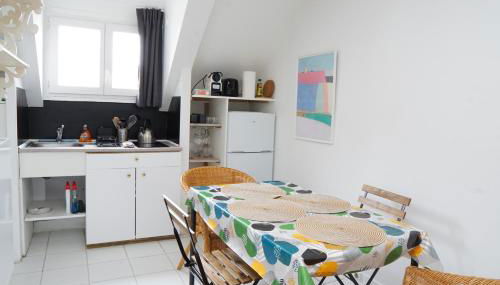 EXIGEHOME-Studio à 5 minutes du centre de Versailles-1er étage - Foto 2, stove