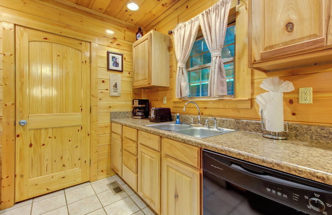 Smokies Bungalow - Photo 11