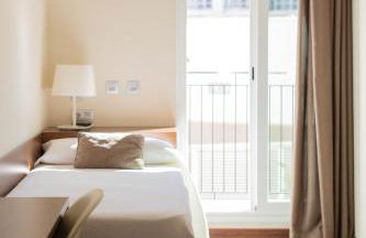 Center City Flats - Photo 9