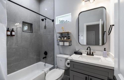 10 Mins from NRG 3BR 3BA - Foto 18