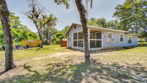 Pet-Friendly Fort McCoy Cabin w/ Fire Pit! - Foto 4