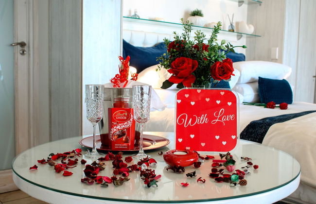 185 on Beach Boutique Suites and Apartments - Photo 20