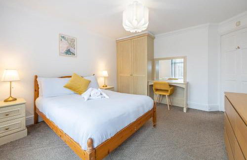 The Burton- Free Gated Parking - Photo 55