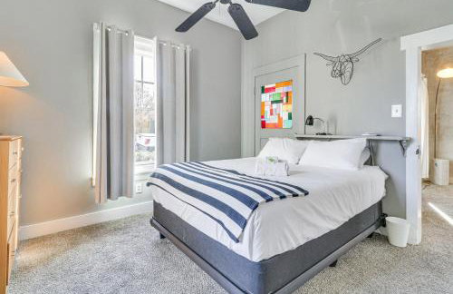 Deck and Home Office Walkable Albuquerque Home - Photo 17