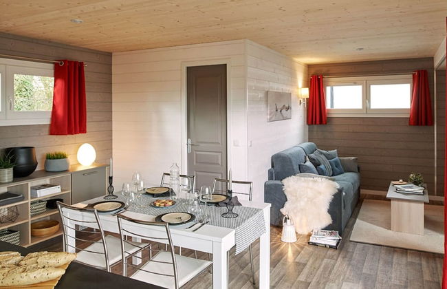 Modernly Furnished Cottage With Beautiful Terrace by a Lake - Foto 13