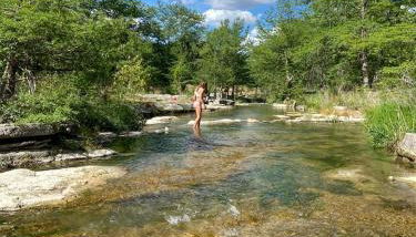 Impressive Modern Cabin with Beautiful Interior and Exterior in Ingram, Texas - Foto 3