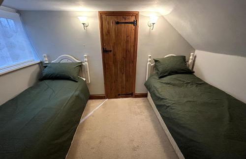 Beautiful Cottage opposite Hedingham Castle! - Photo 5