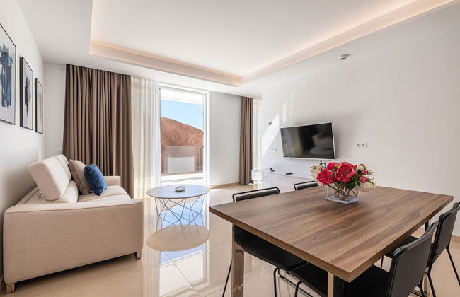 Grand Horizon Luxury Boutique Apartments - Photo 34