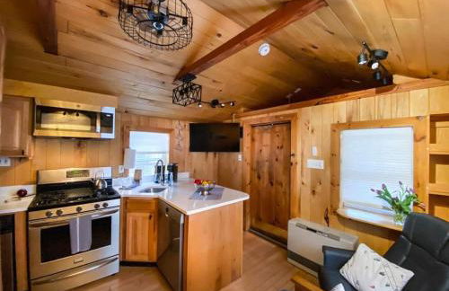 Three Cabins - Pet Friendly & Hot Tub - Foto 50