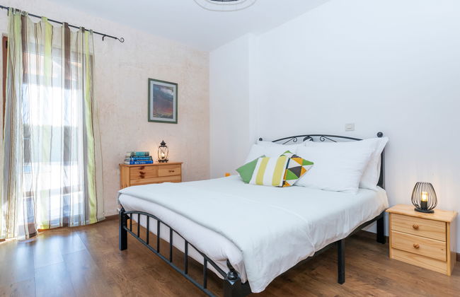 Poli Murvu - Foto 19