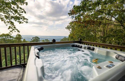 Paradise Found - Lookout Mt Edge, Hot Tub & Views - Foto 1