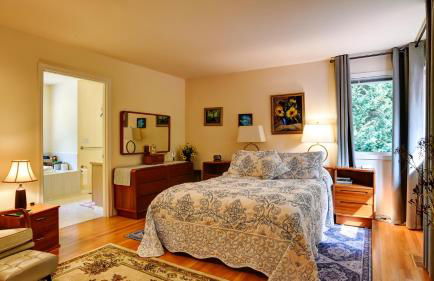 Riverside Bliss Cozy Beds, Fireplace and Gbit WiFi - Foto 4