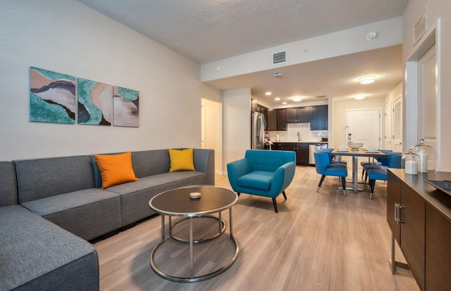 Prime Location-spacious Condo for 8 Guests - Foto 2