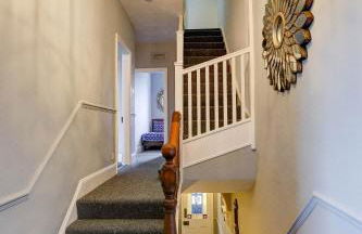 Seashell House with SEA VIEWS and FREE GYM POOL PASS - Photo 20