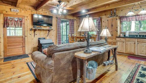 Helen Area Rustic Retreat ~ 5 Miles to Main Street - Foto 5
