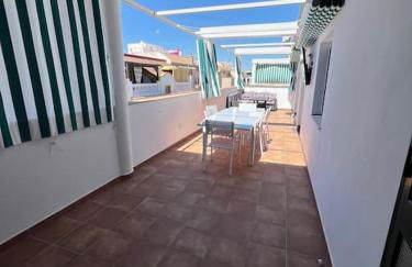 Espectacular Ático con Terraza en Playa Centro de Punta Umbría 140m2 - 10 Personas - Foto 5