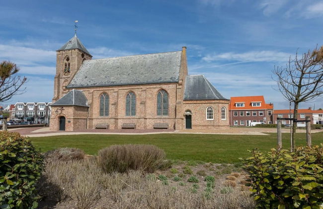 Nice Countryside Home With Garden - Photo 29