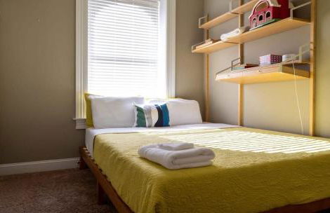 Lovely 4BR Shaw Family Home Garage ABODEbucks - Photo 33